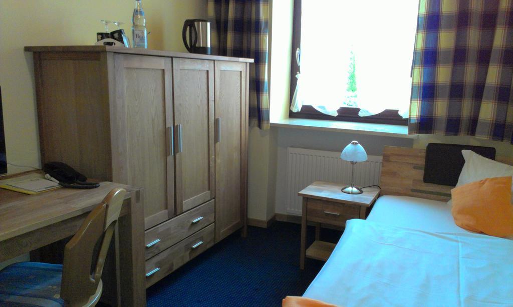 Hotel Zur Post Schönberg Exteriör bild